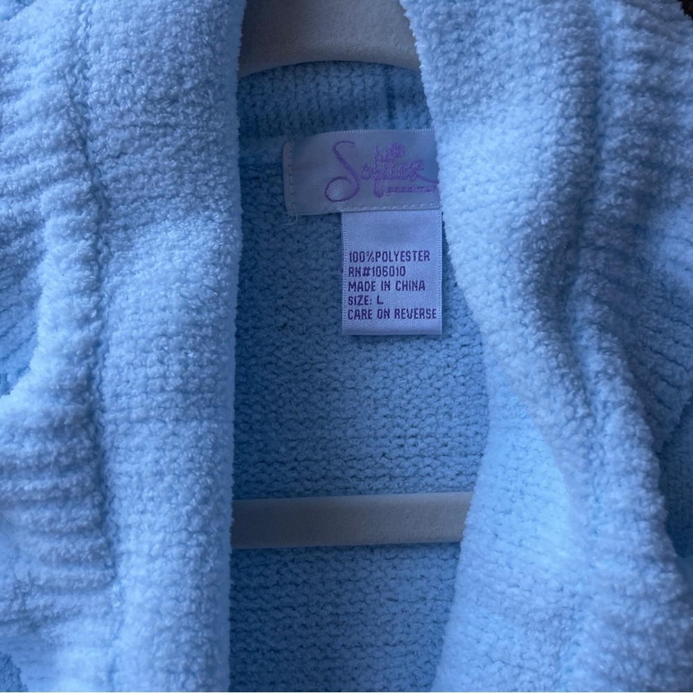 Light Blue Ruffled Women's Robe - Picture 4 of 4